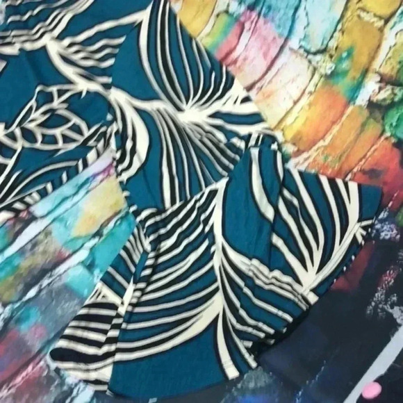 Cr’epas brand size‎ medium top/blouse/swim cover - Picture 5 of 9